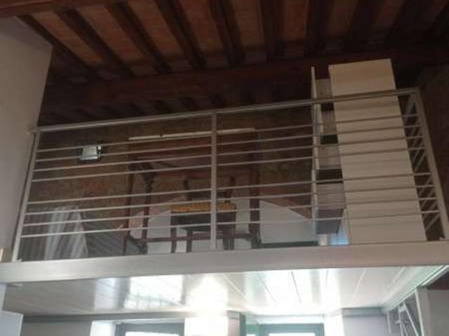 Monolocale arredato con terrazzo Isolotto e legnaia
