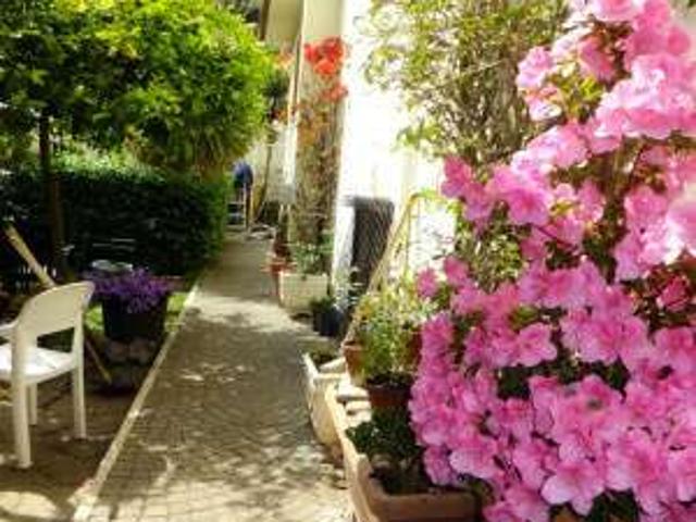 Monolocale arredato con terrazzo Massimina, tredicesimo, casal lumbroso