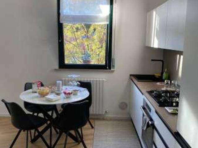 Monolocale arredato con terrazzo Pesaro