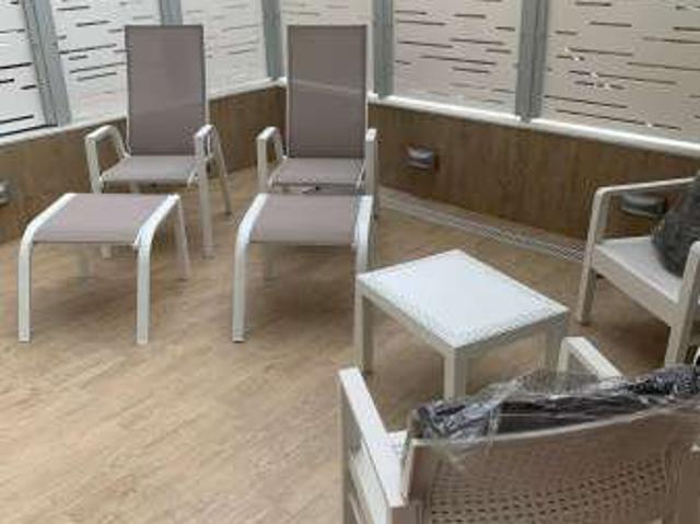 Monolocale arredato con terrazzo Porto