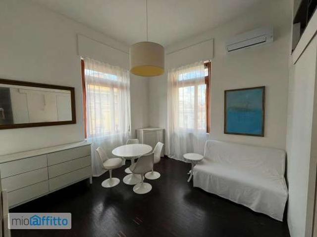 Monolocale arredato con terrazzo Prati, delle vittorie, borgo pio