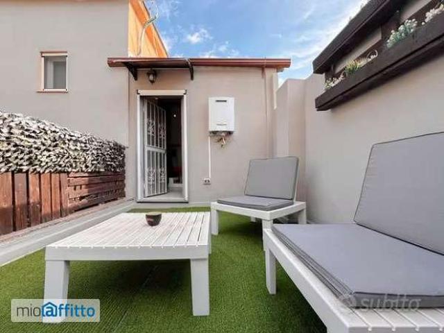 Monolocale arredato con terrazzo Quartu