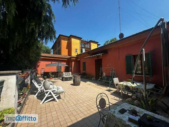 Monolocale arredato con terrazzo Saffi