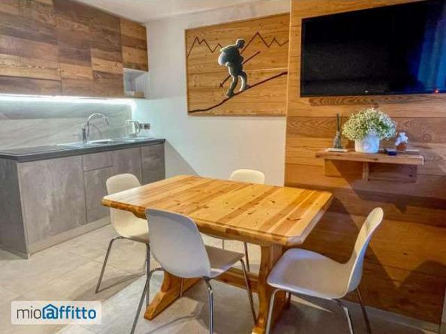 Monolocale arredato con terrazzo Sauze d'Oulx