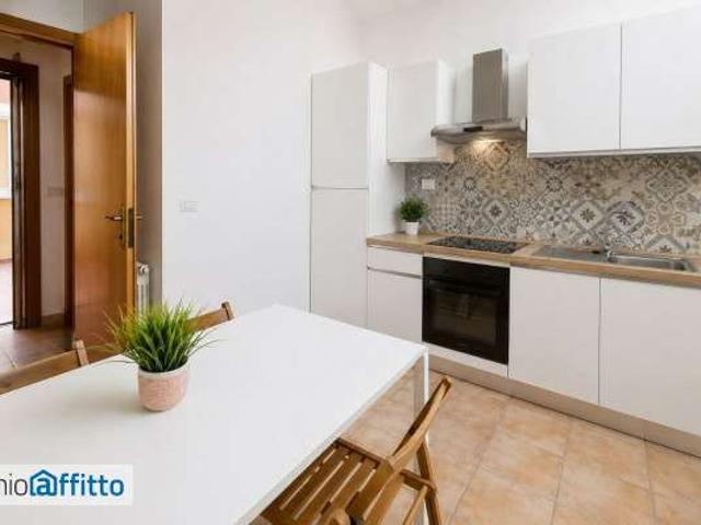 Monolocale arredato con terrazzo Settebagni, salaria