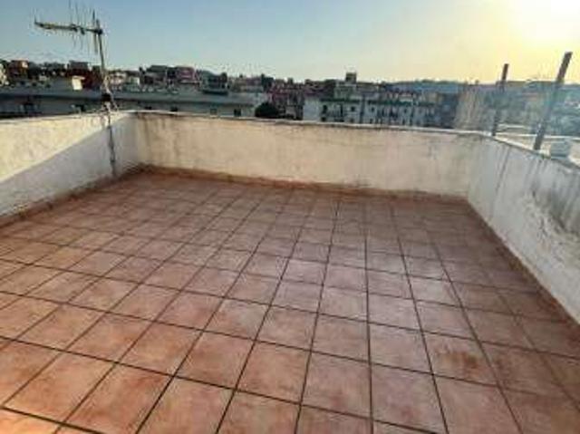 Monolocale arredato con terrazzo Soccavo