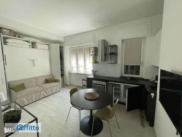 Monolocale arredato con piscina Barona, giambellino, lorenteggio, famagosta, inganni