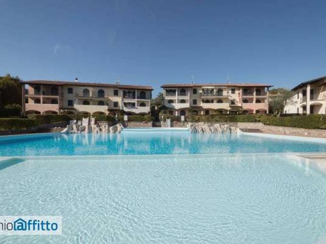 Monolocale arredato con piscina Centro