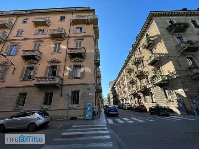 Monolocale arredato Crocetta