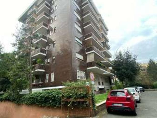 Monolocale arredato Eur, laurentino, checchignola, montagnola, fonte meravigliosa
