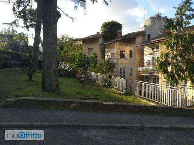 Monolocale arredato Eur, laurentino, checchignola, montagnola, fonte meravigliosa