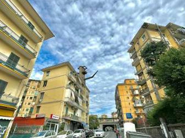 Monolocale arredato Fuorigrotta