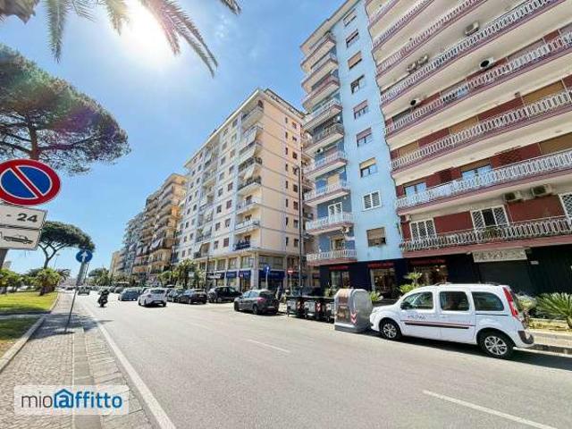 Monolocale arredato Fuorigrotta