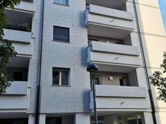 Monolocale arredato Greco, monza, palmanova, bicocca