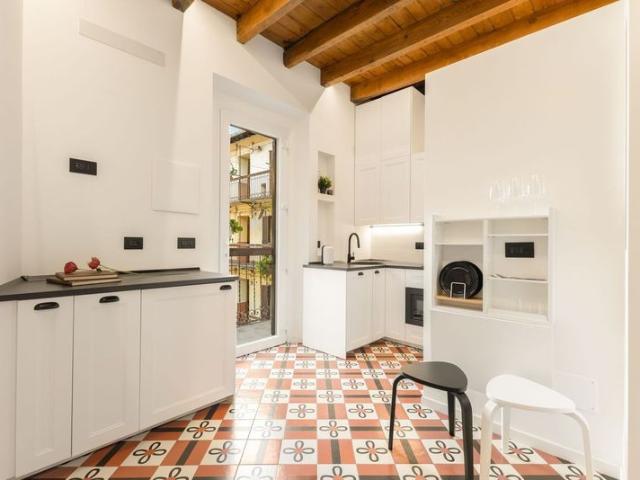 Monolocale arredato in affitto a Milano