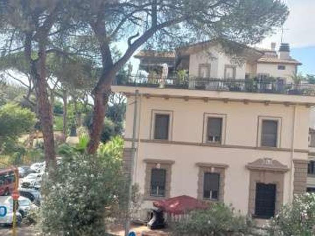 Monolocale arredato Parioli, pinciano