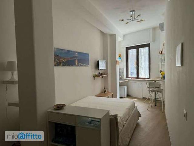 Monolocale arredato Porto