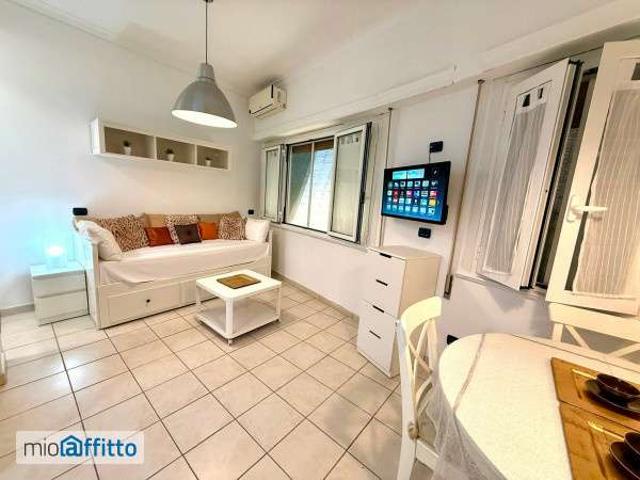 Monolocale arredato Prati, delle vittorie, borgo pio