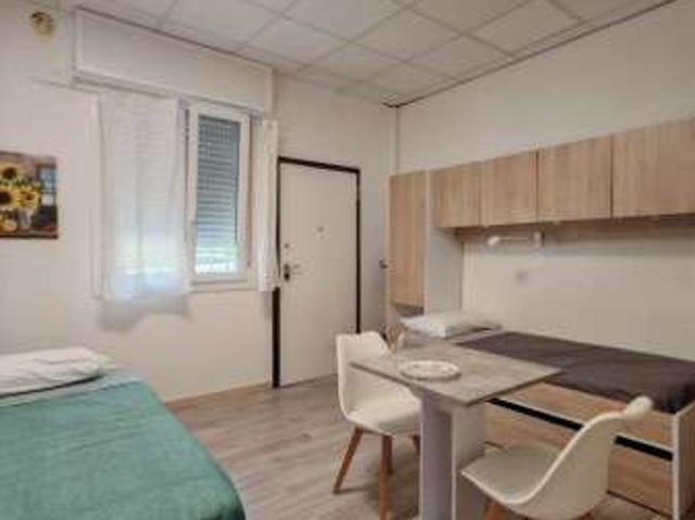Monolocale arredato San donato