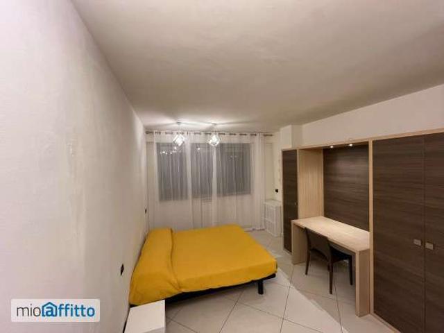 Monolocale arredato Siena