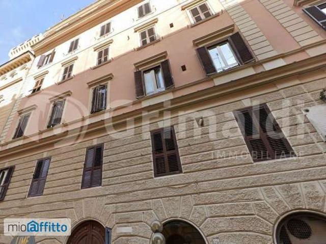 Monolocale arredato Trieste, salario
