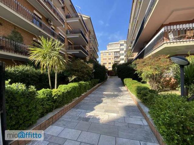 Monolocale arredato Trieste, salario