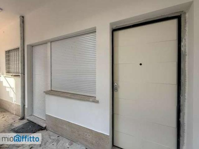 Monolocale arredato Trieste, salario