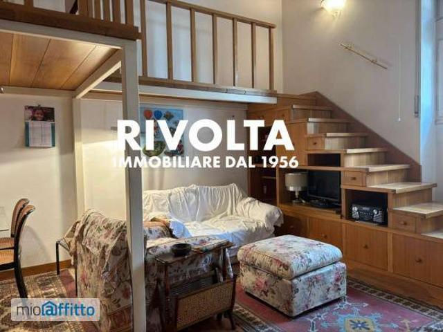 Monolocale arredato Trieste, salario