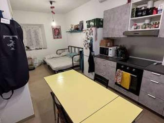 Monolocale arredato Varese