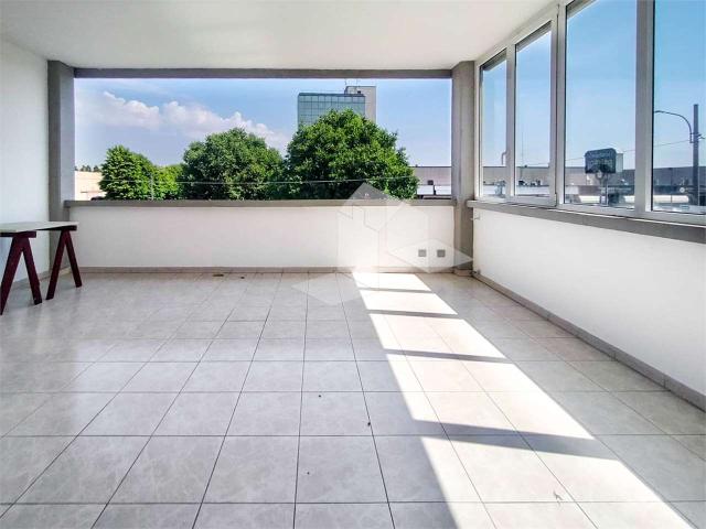 MONOLOCALE ARREDATO ZONA OSPIZIO
