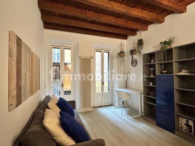 Monolocale buono stato, primo piano, Cadorna Castello, Milano