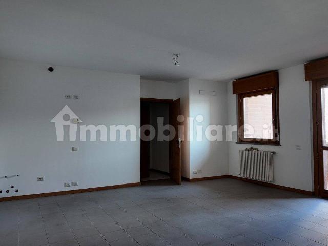 Monolocale buono stato, primo piano, Centro, Canonica d'Adda
