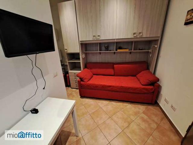Monolocale Bocconi, c.so italia, ticinese