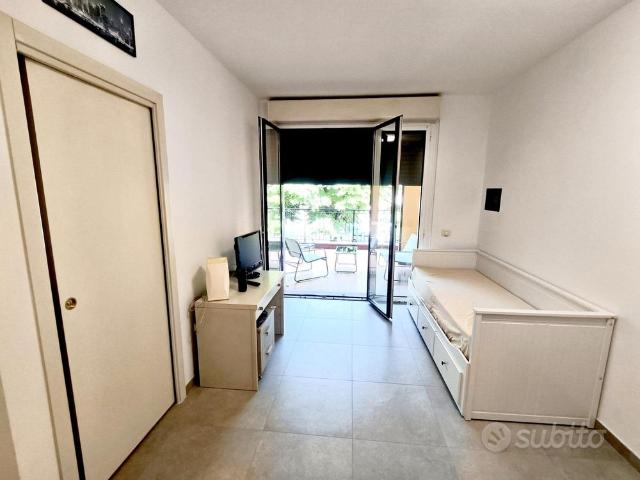 Monolocale con terrazzo