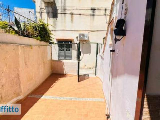 Monolocale con terrazzo Posillipo