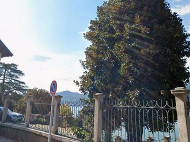 Monolocale con vista Lago di Como e posto auto