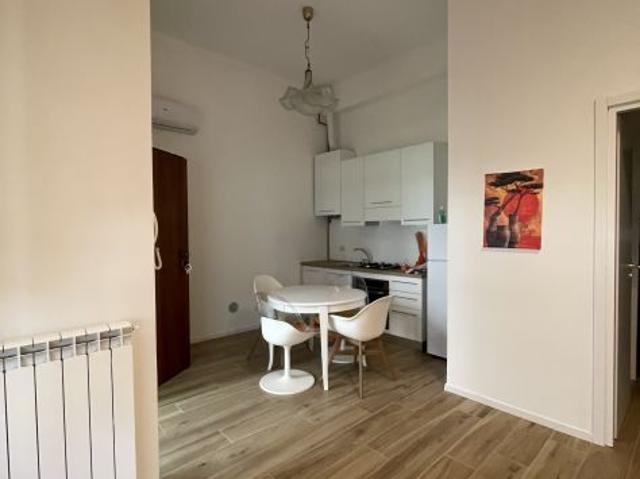 Monolocale con posto auto