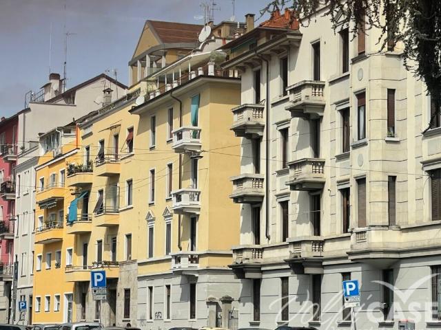 monolocale con soppalco – ad.nze m5 marche