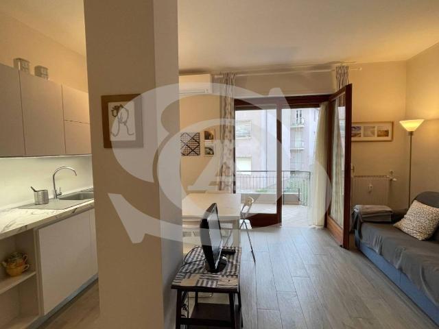 Monolocale corso Regina Margherita 158, Ospedaletti