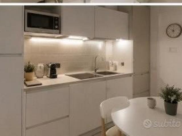 Monolocale Firenze Le cure Libero disponibile