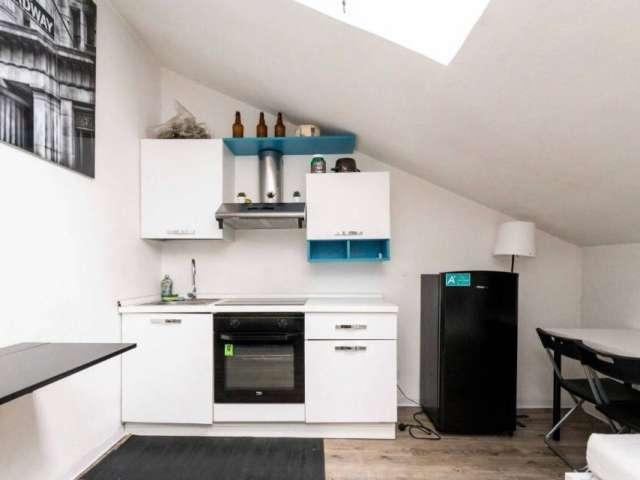 Monolocale in affitto a Buenos Aires Venezia, Milano