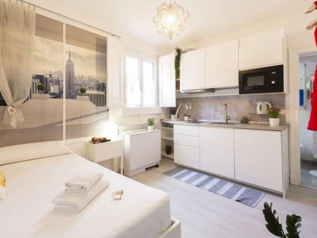 Monolocale in affitto a Guastalla, Milano