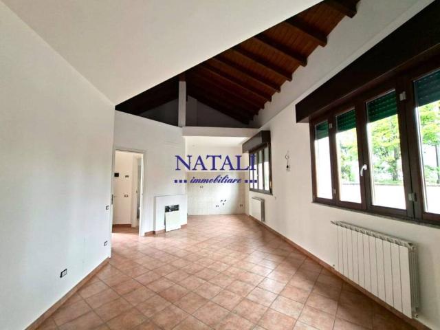 Monolocale in affitto a Legnano via Montebello, 37, San Martino