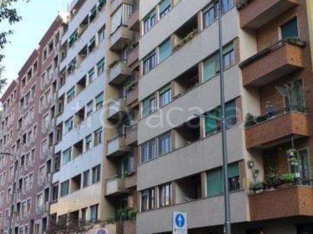 Monolocale in affitto a Milano, Monte Rosa Lotto