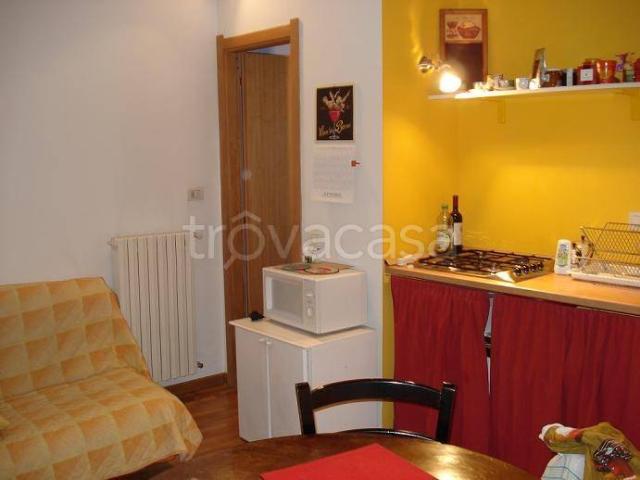 Monolocale in affitto a Milano, Ticinese