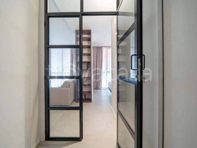 Monolocale in affitto a Milano via Felice Casati, Buenos Aires