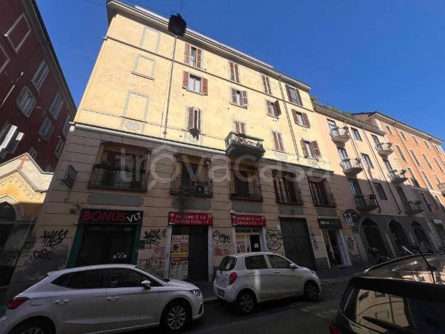 Monolocale in affitto a Milano via Paolo Lomazzo, 10, Paolo Sarpi