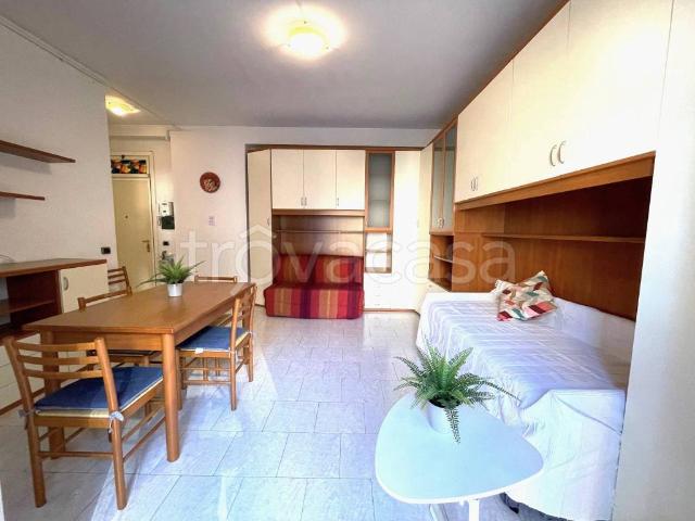 Monolocale in affitto a Milano viale Col di Lana, 6/a, Corso San Gottardo
