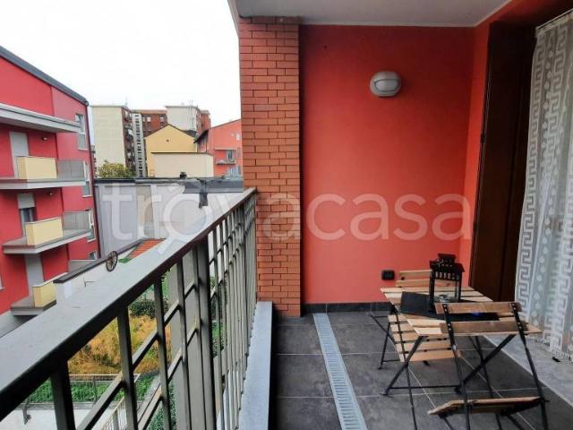 Monolocale in affitto a Milano viale Brenta, 35, Lodi Brenta