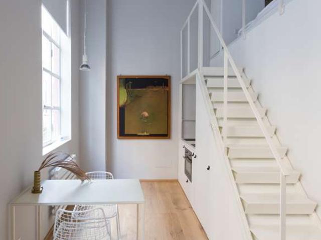 Monolocale in affitto a Moscova, Milano